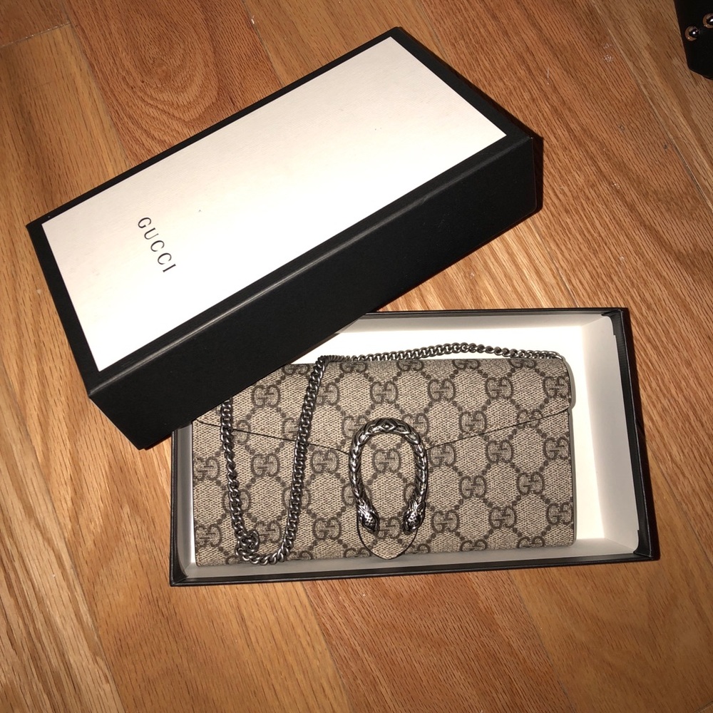 Gucci dionysus chain wallet